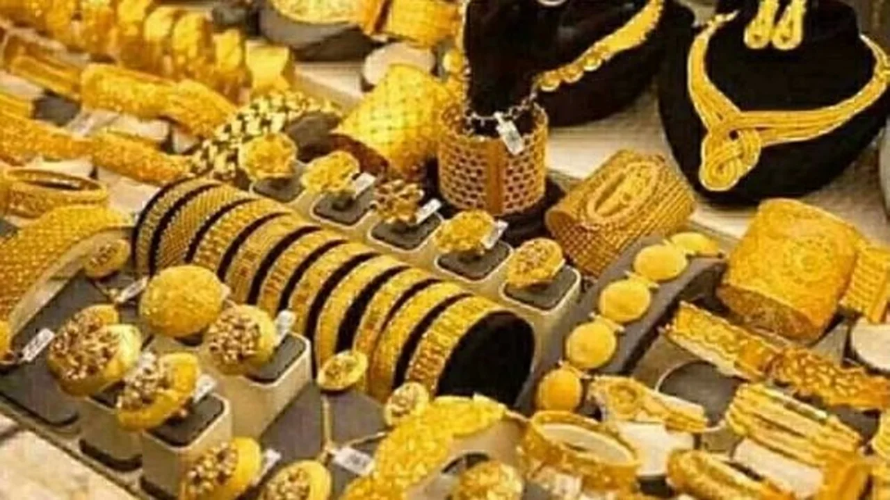 تحركات غير متوقعة في سعر الذهب خلال تعاملات يوم الخميس الخامس من مارس